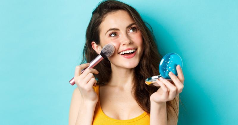 7 Tips Make Up Tahan Lama untuk Halal Bihalal, Tetap Menawan Seharian